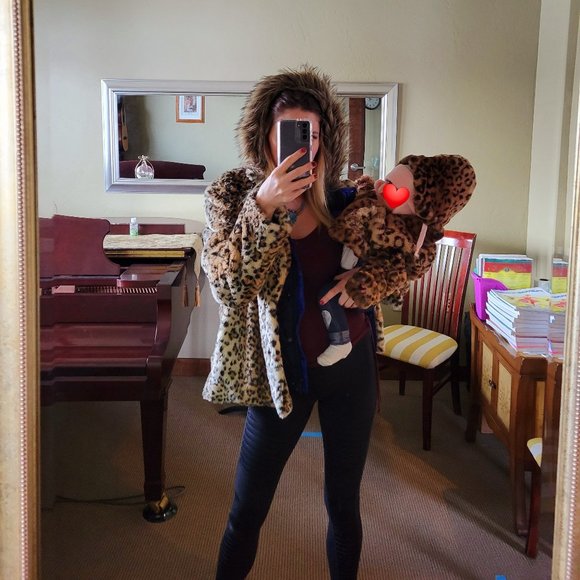 Mommy & Baby Matching Cheetah Jackets - Picture 1 of 1